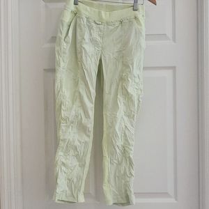 Lululemon On the Fly Mid Crop